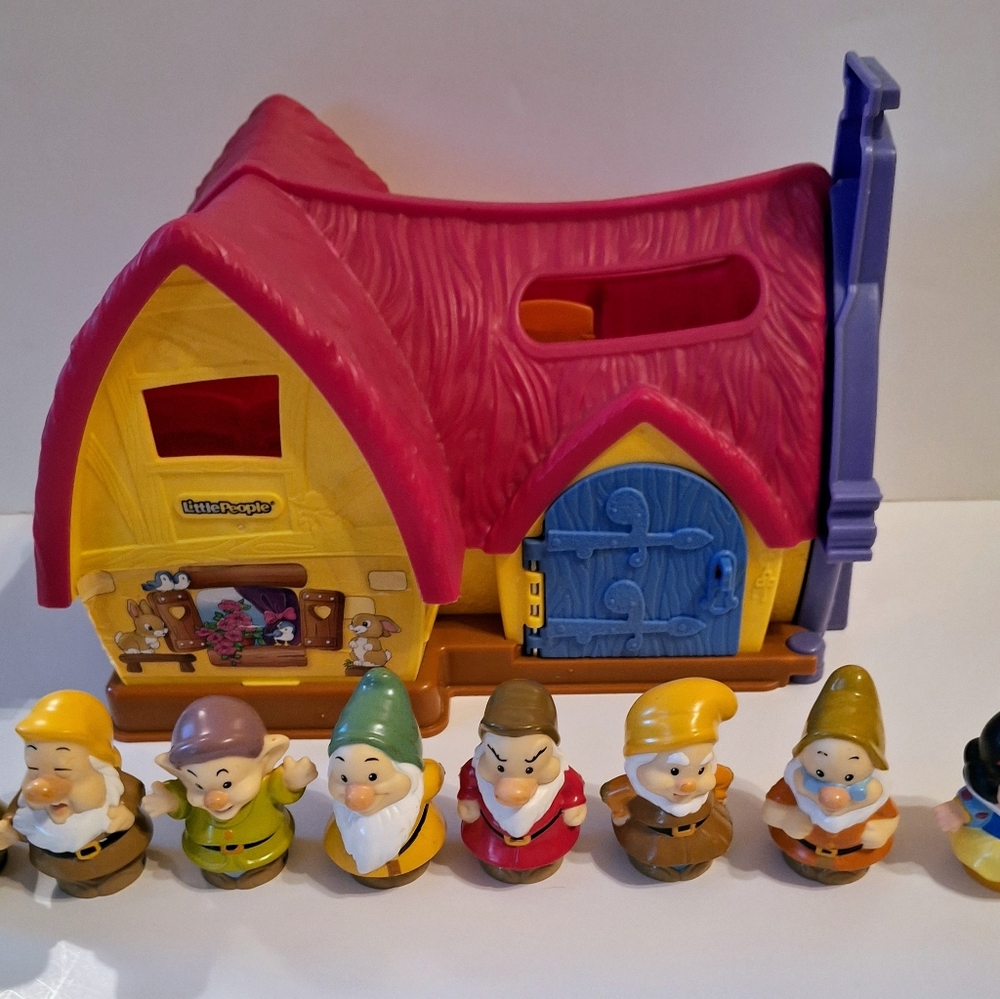 Fisher-Price Little People Disney Princess, Snow White's Kindness Cottage